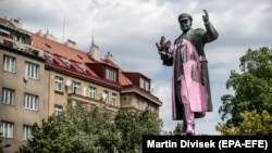 Прагадагы маршал Иван Коневдин эстелиги. 1980-жылы орнотулган. 