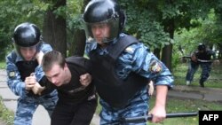 В России с участниками гей-сообщества обращаются весьма жестко