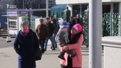 Озодлик хорижга ишлашга кетган аёллар кўпаяётгани ҳақида ўзбек мигрант-аёллари билан суҳбатлашди