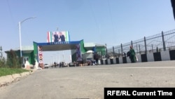 Өзбек-тажик чек арасы.