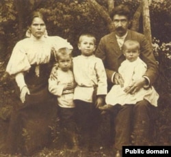 Сям’я Багдановічаў, 1894