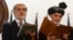 Ооганстан -- Жаңы президент Ашраф Гани (оңдо) менен жаңы өкмөт башчы Абдулла Абдулла ант берүүдө. Кабыл, 29-сентябрь, 2014.