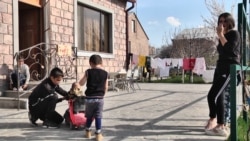 Արցախցիներից ոմանք Հայաստանում աշխատանք գտել են, սակայն կացարանի խնդիրը դեռ առկա է