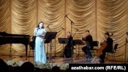 Лейла Окдирова