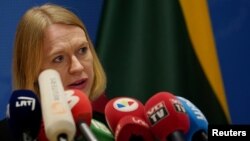 انیکن هویتفلت وزیر خارجه ناروی