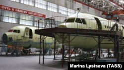 Казанның Горбунов исемендәге авиация заводы (архив фотосы)