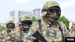 Военные на построении в Грозном. Иллюстративное фото