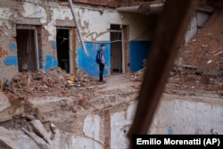 Розбомблений російською армією ліцей імені Коцюбинського у Чернігові. 4 березня 2022 року