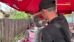 Волонтери надають допомогу мешканцям Ірпеня, які повернулися (відео)
