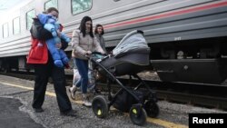 According to colleagues, police detained Polina Efimova while she was interviewing Ukrainian refugees in the Russian city of Taganrog. (file photo)