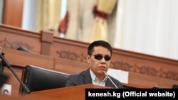 Дастан Бекешев. Жогорку Кеңештин депутаты.