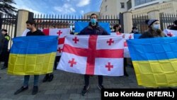 На акции в поддержку Украины, 23 января