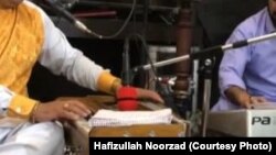 یک آوازخوان افغان - عکس از آرشیف