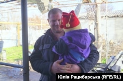 Артем з сином