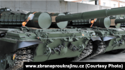 Ілюстраційне фото: танки, надані Україні чеськими громадянами, жовтень 2022 року