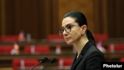 Գլխավոր դատախազ Աննա Վարդապետյանը Ազգային ժողովում, արխիվ