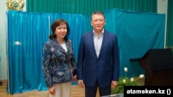 Динара жана Тимур Кулибаевдер. 