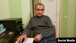 Сүрөт Темир Махмудовдун Фейсбуктагы баракчасынан алынды. 