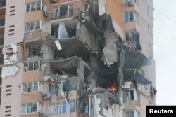 Zyýan ýeten ýaşaýyş jaýlary