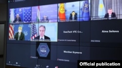 “C5+1” форматындагы онлайн сүйлөшүү.