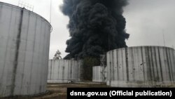 Пожар на нефтебазе в Чернигове, 3 марта 2022 года. Иллюстративное фото