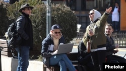 Armenia - Russian nationals are seen in downtown Yerevan, March 7, 2022.