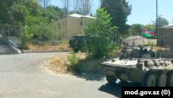 Azeri goşun bölümleri Laçyn şäherine geldi. 26-njy awgust, 2022. 