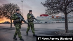 Військовий патруль на острові Готланд