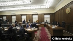 Armenia - The parliament committee on human rights holds a discussion attended by judges and legal experts, January 13, 2022.