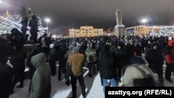 Уральски шәһәрендә протестчылар, 4 гыйнвар 2022