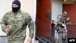 Russian security services were mobilized after reportedly receiving information about two armed people who were planning a terrorist attack in Tyumen. (file photo)