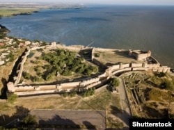 Білгород-Дністровська фортеця або Аккерманська фортеця – історико-архітектурна пам'ятка XIII–XV століть. Розташована в місті Білгород-Дністровський Одеської області. Фортеця будувалася на залишках грецького міста Тіра, яке існувало до IV століття