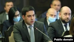 Ռուստամ Բադասյան