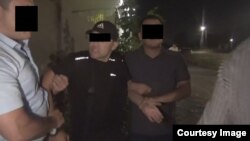 Аскер кызматкерлерин кармоо учуру. УКМК тараткан сүрөт.