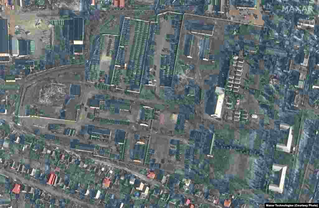 1-nji fewralda Russiýa tarapyndan basylyp alnan Krym ýarym adasyndaky Bagçisaraý sebitinde köp adamly harby baza.