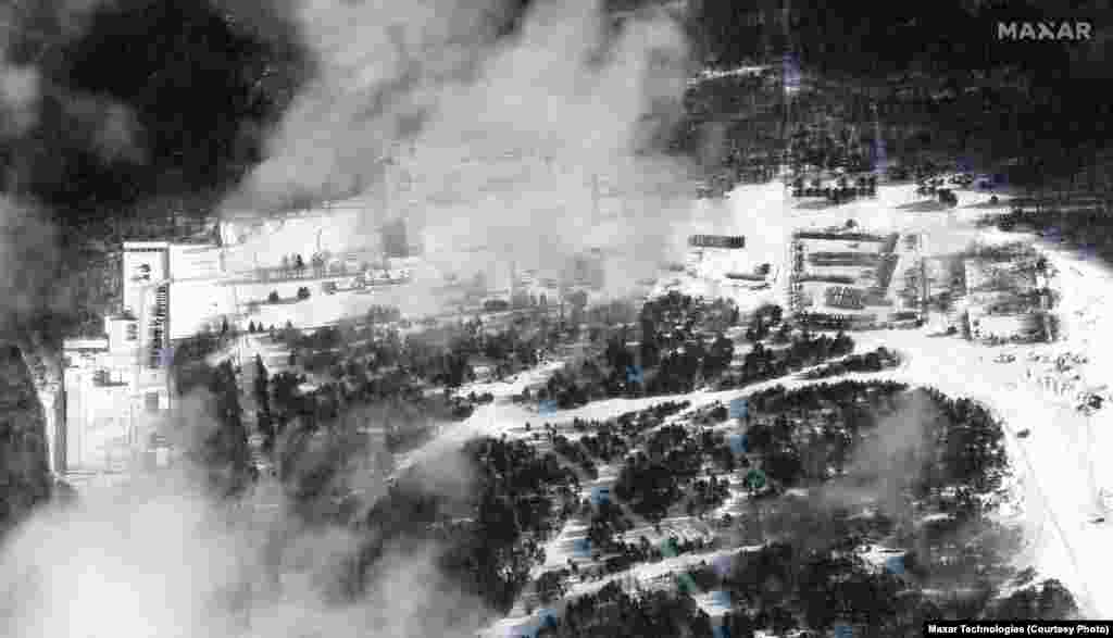 Osipowiçi harby desgasynyň 1-nji fewralda düşürilen has giňişleýin görnüşdäki suraty.&nbsp;Russiýada öndürilen &ldquo;Iskander&rdquo; reketalary 500 kilometr uzaklykdaky nyşanalara takyk zarba urmaga ukyply.