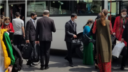 Aşgabatda karantin çäklendirmeleriniň ýeňilleşdirilýän wagty ilata basyş artýar