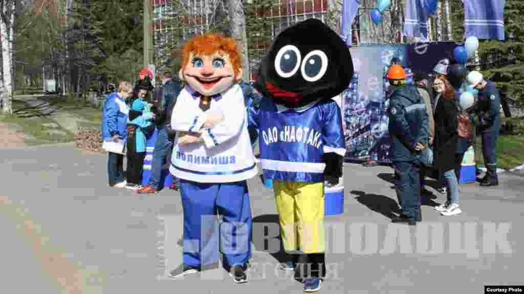 Вось такім чынам, проста і цікава аб сваіх прадпрыемствах расказвалі ў Наваполацку прадстаўнікі заводаў &laquo;Нафтан&raquo; і &laquo;Палімір&raquo;.