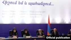 Фотография - пресс-служба президента Армении