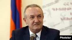 ՀՀ կրթության, գիտության, մշակույթի և սպորտի նախարար Դերենիկ Դումանյան