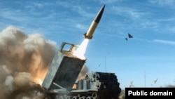 Запуск ракети американської системи ATACMS