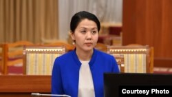 Атыр Абдрахматова.