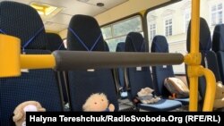 За офіційними даними, через обстріли армії РФ з початку повномасштабного вторгнення в Україні загинули 243 дитини