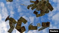 Кыргыз өкмөтү Валюта корунун үч жылдык программанын алкагында берилчү 100 млн. доллар жеңилдетилген насыясынан баш тартарын билдирди. 