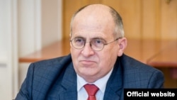 ԵԱՀԿ գործող նախագահ, Լեհաստանի արտգործնախարար Զբիգնև Ռաու, արխիվ