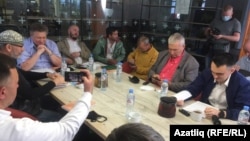 Чарада катнашучылар