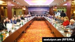 ԵԱՏՄ տարածքում մաքսային խնդիրների նվիրված միջազգային կոնֆերանս Երևանում: 29-ը մարտի, 2016 թ․