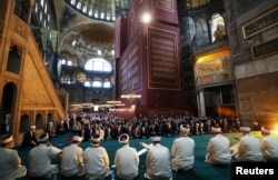 "Айя София" мечити. 24-июль.