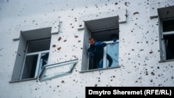 Пошкоджений російськими обстрілами будинок у Миколаєві. 22 вересня 2022 року