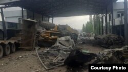 "Чечме" чек ара бекетиндеги жол кырсыгы. ӨКМ тараткан сүрөт. 21-май, 2022.